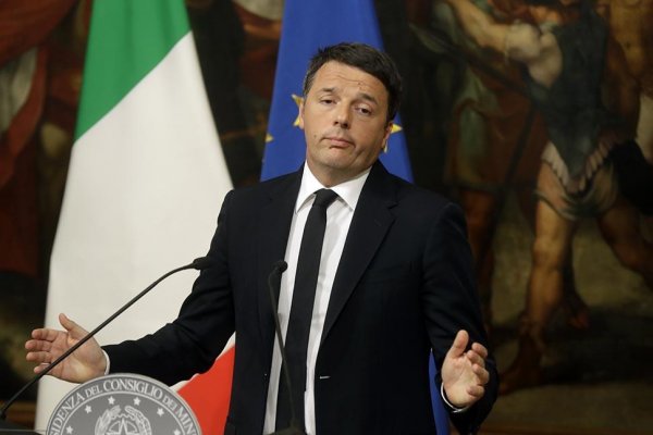 Taliansky premiér Matteo Renzi odstupuje z funkcie