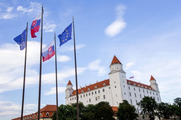 75 % Slovákov si uvedomuje prospech Slovenska z členstva v EÚ