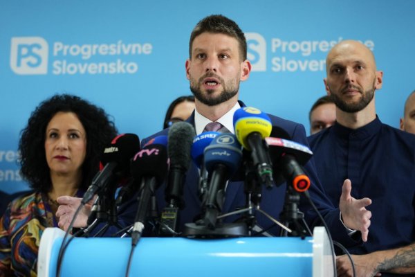 Nie je dňa, kedy by sa neodhalilo ďalšie Ficove rodinkárstvo, reaguje PS na informácie o Ficovom bratrancovi