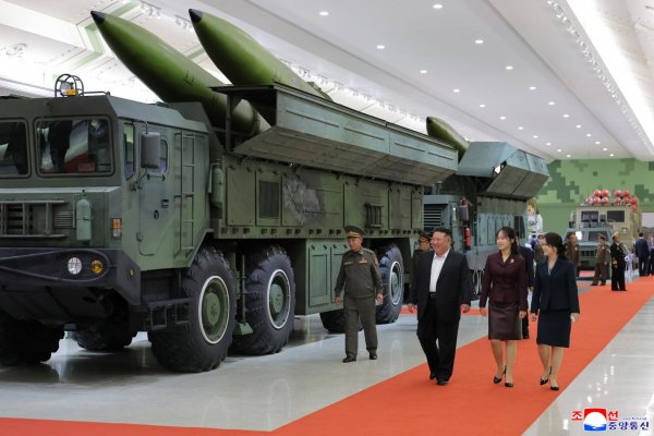 Kim Čong-un chce vybudovať najsilnejšiu armádu sveta – čo to znamená podľa Tomáša Zálešáka