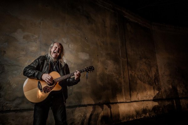 Ak Boh je, tak je v nás