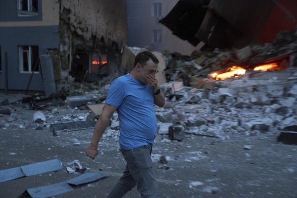 Zelenskyj: Pokračujúce ruské útoky prehlušujú snahy sveta prinútiť Rusko k mieru