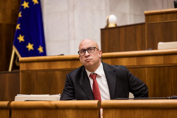 Jozef Ráž zváži, či dokáže viac presadiť ako minister alebo primátor Bratislavy, jeho šance má zhodnotiť aj prieskum