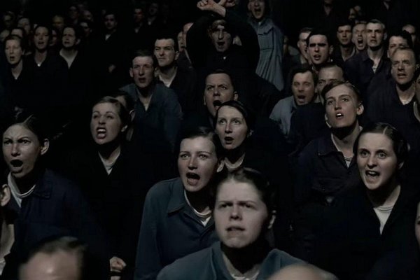 Prichádza k nám Orwellov svet, alebo sa my vraciame do neho? 