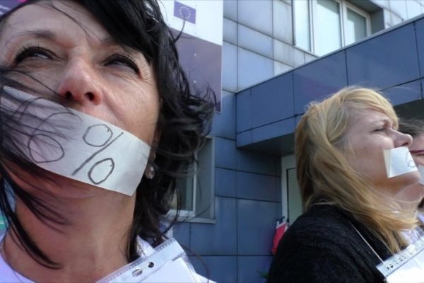 Odvážni učitelia znovu protestujú