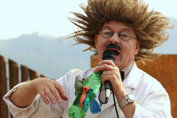 Zomrel majster žabieho slizu a smiechu