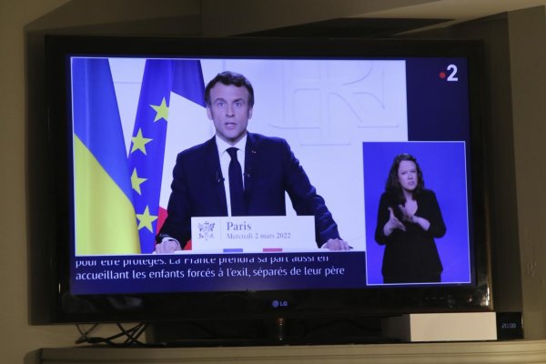 Francúzsko nie je vo vojne s Ruskom, uviedol Macron