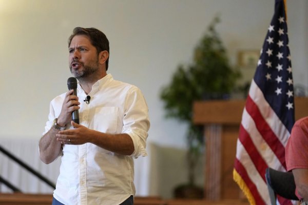 DemWatch: Ak chcú americkí demokrati šancu poraziť Trumpa, musia prekresliť viac hraníc