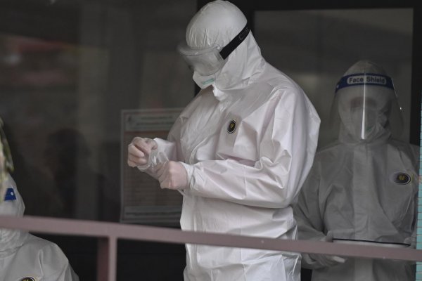 Rektori by uvítali možnosť ponechať rozhodnutie o prezenčnej výučbe na vysokých školách