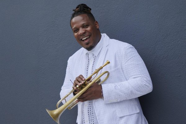 50. ročník BJD, piatok: Trubkár Keyon Garrold „daboval“ Milesa Davisa