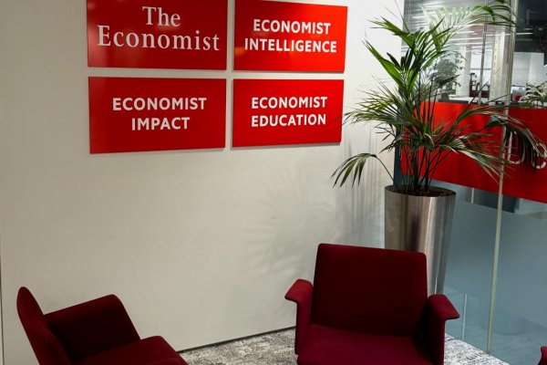 .týždeň začína prinášať exkluzívny obsah z prestížneho The Economist
