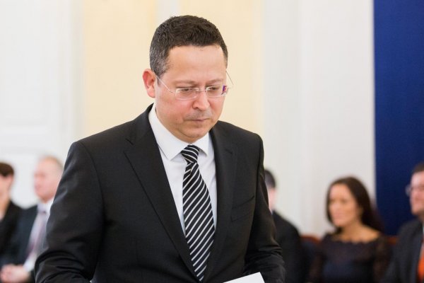 Novým ministrom financií bude smerák Ladislav Kamenický