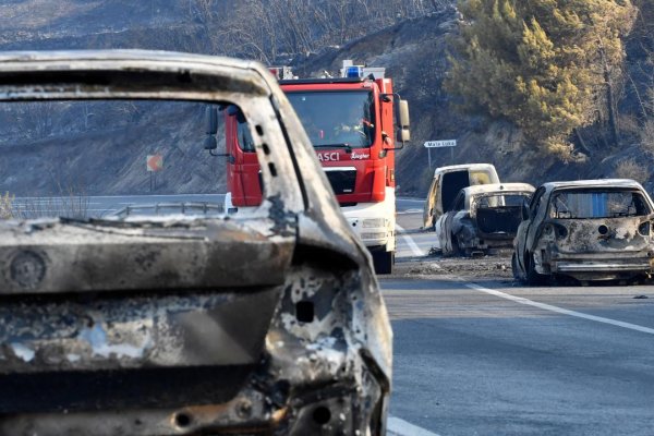 Slováci opisujú situáciu pri Omiši. Dym, popol a noc strávená na úteku pred ohňom
