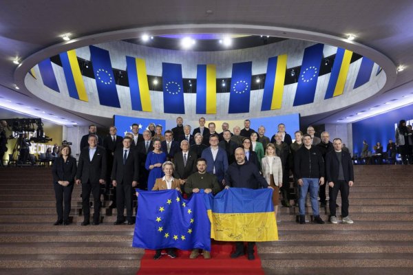 Európska únia poskytne v roku 2023 Ukrajine pomoc v hodnote 450 miliónov eur