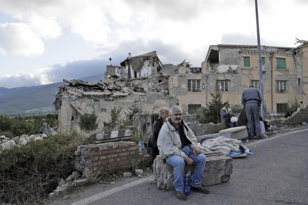 Taliansko zasiahlo silné zemetrasenie