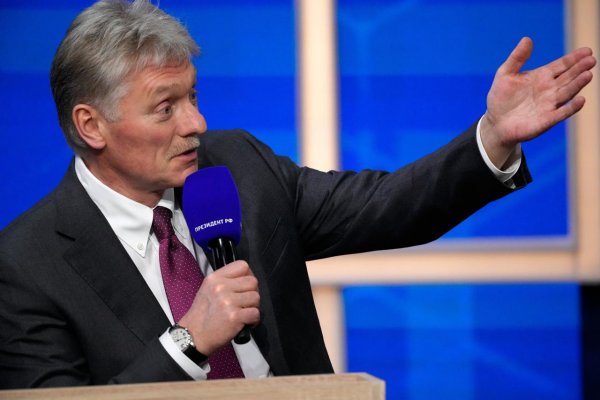 Kremeľ odmieta tvrdenia Švédska o ruskom pôvode dronu pri francúzskej lodi