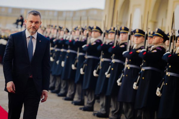 Prezident zvoláva okrúhly stôl k otázke zvyšovania obranyschopnosti 