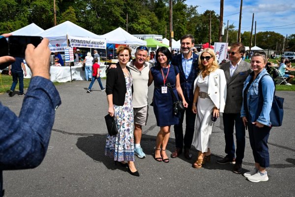 SaS kritizuje Šimkovičovú za jej cestu do USA: Ministerka si spravila rodinný výlet za peniaze daňových poplatníkov