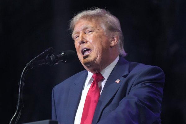 Trumpove výroky proti Putinovi otriasli Kremľom, píšu Bielorusi. Rusi vraj neverili vlastným ušiam