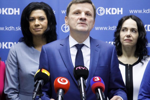 KDH schválilo kandidátku, strana pôjde do volieb samostatne