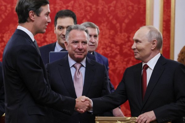 Witkoff a Kushner odložili cestu do Moskvy, kým nebude jasné, či Ukrajina a spojenci súhlasia s novým mierovým návrhom