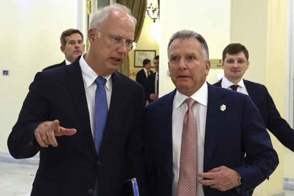 Guardian: Niektoré pasáže v americkom „mierovom návrhu“ boli  pôvodne napísané v ruštine – čo to znamená podľa Maríny Gálisovej