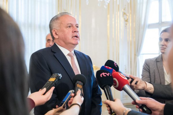 Poslanci prelomili veto prezidenta: Policajný šéf sa bude vyberať podľa koalície