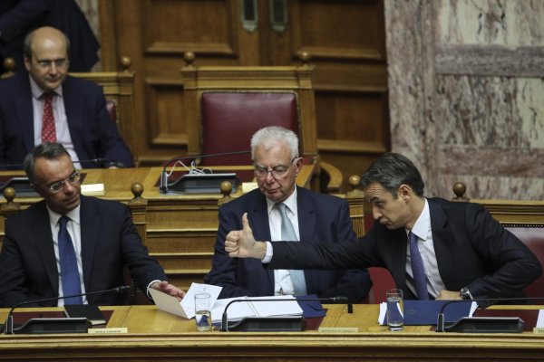 Grécky parlament vyslovil dôveru novej vláde