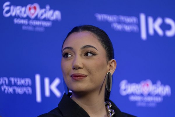 Izrael vysiela na Eurovíziu speváčku, ktorá prežila útok Hamasu 7. októbra 2023