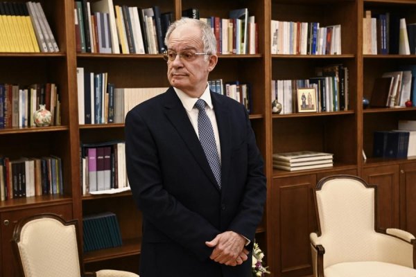 Novým gréckym prezidentom sa podľa očakávania stal Konstantinos Tasulas