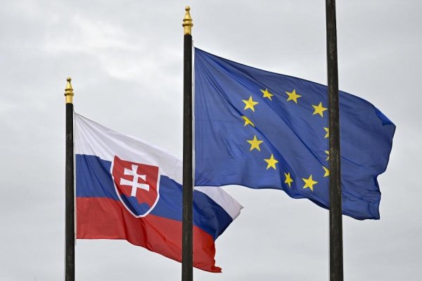 Vyhlásenie bývalých ministrov zahraničných vecí Slovenskej republiky a diplomatov