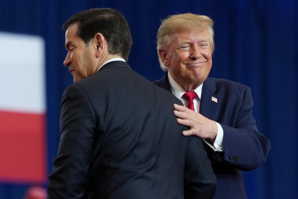 Európa nečaká zásadnú zmenu Trumpovej politiky ani po prípadnom víťazstve demokratov