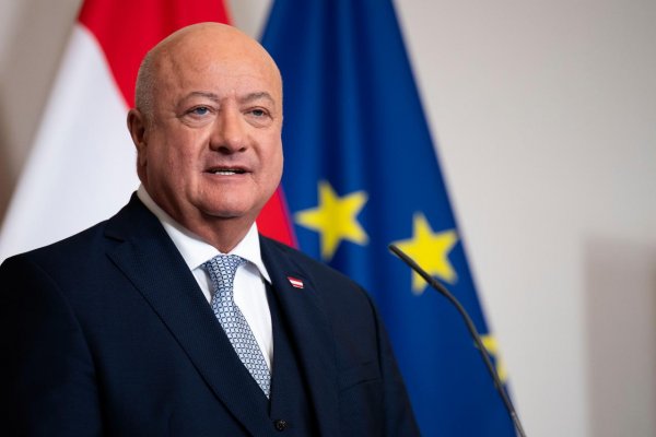 Rakúskych ľudovcov bude viesť kancelár Christian Stocker