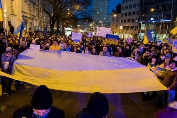 Mier Ukrajine: ZA VAŠU A NAŠU SLOBODU - Spolu zvíťazíme!