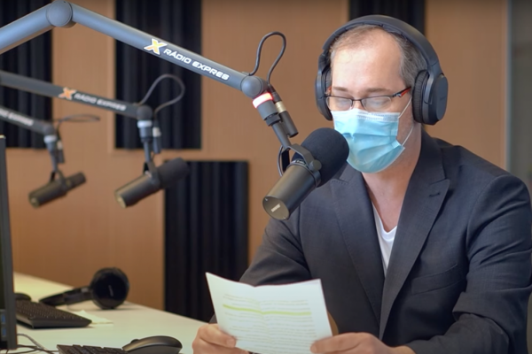 Otváranie škôl neschvaľujem, vyhlásil Matovič u Závodského a dodal, že rozhodnutie bude na SaS a Za ľudí