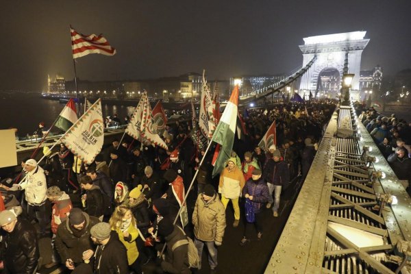 Maďarskí odborári v sobotu vyhlásia generálny štrajk, pripravili požiadavky