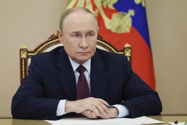 Šéf britskej MI6 uviedol, že Putin si ukrojil väčší kus, ako dokáže prehltnúť