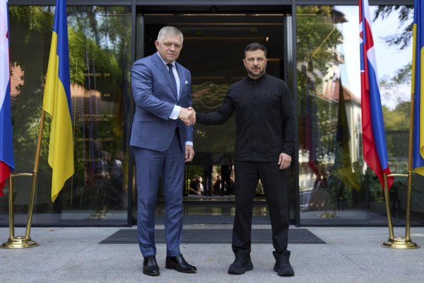 Fico tvrdí, že Putin prejavil záujem o stretnutie so Zelenským aj mimo Moskvu