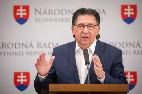 Spoluprácu s ŠtB som sľúbil, ale nikdy nevykonával, uviedol na tlačovej konferencii Budaj