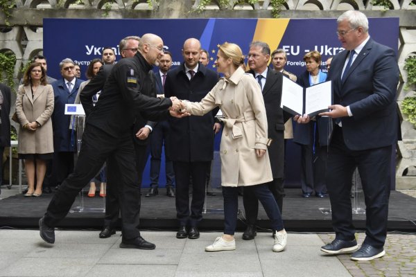 Kallasová vytkla Ficovi návštevu Moskvy, podľa nej je na nesprávnej strane dejín