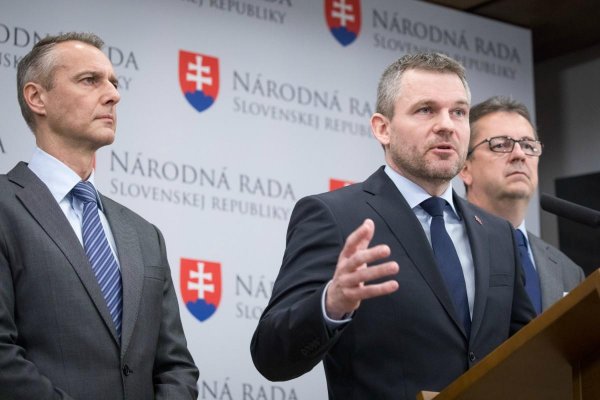 Pellegrini, Raši a Glváč: Fico má našu plnú dôveru