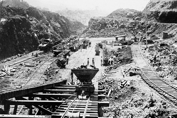 Panamský prieplav: Brána medzi oceánmi ohrozená suchom aj geopolitikou