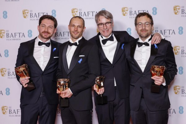 Udeľovanie cien BAFTA ovládla vojnová dráma Na západe nič nové