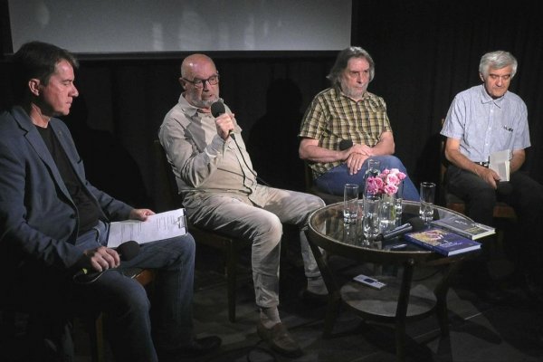 Spomienkový večer v Klube pod lampou: Ján Langoš v mysliach a srdciach