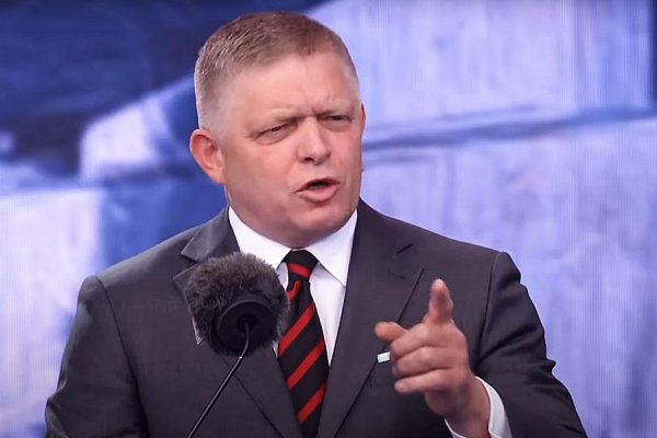 Sme fašisti? Páni Fico s Putinom sa na tom zhodujú