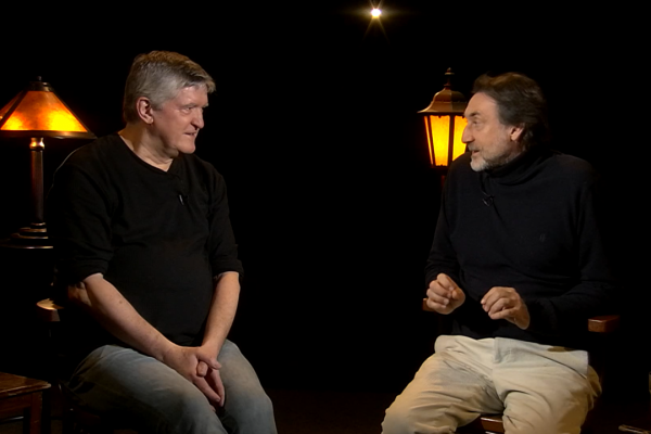 .pod lampou s Adym Hajdu: Keby som mal prehovoriť na mítingu, roztrhlo by mi srdce  