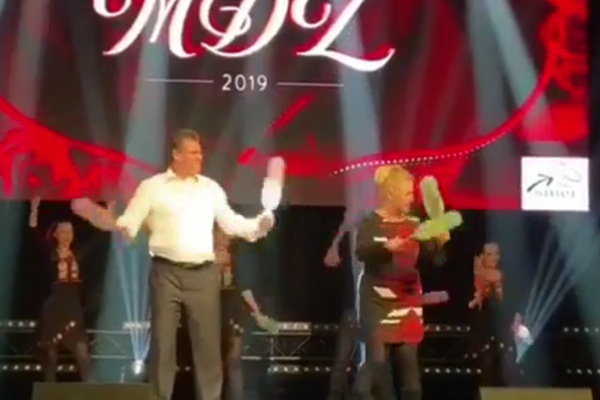 Šefčovičov tanečný odkaz veriacim