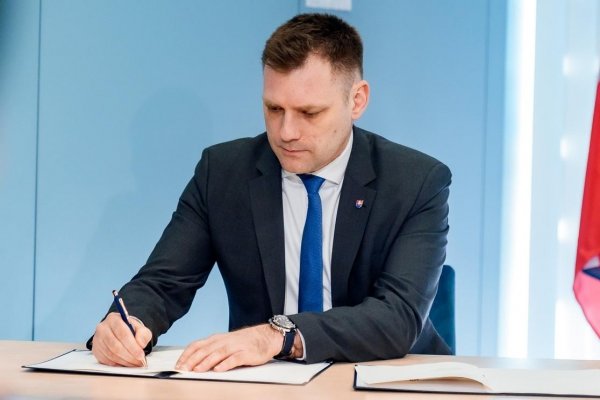 Hnutie Slovensko a strana Za ľudí chcú podporiť odvolávanie Tarabu