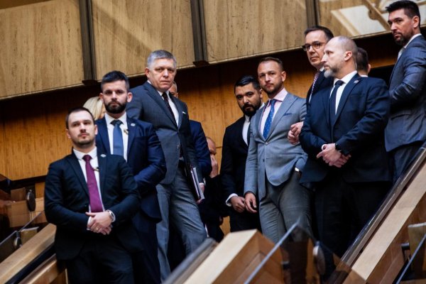 Mimovládky sa ohrádzajú voči krokom vlády, takmer 500 predstaviteľov občianskej spoločnosti prišlo s výzvou