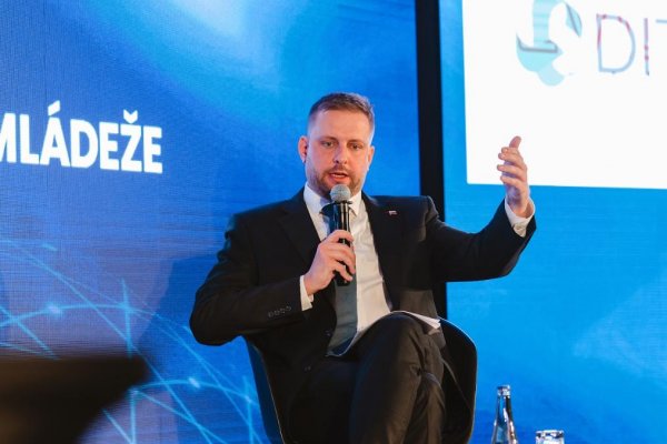 Záchranky by po novom mohli spadať pod nemocnice s urgentnými príjmami